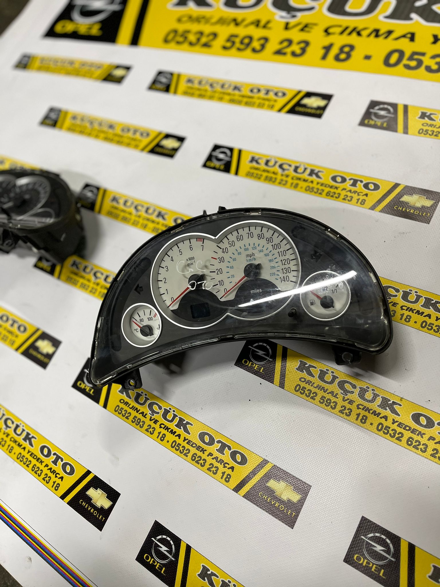 opel-corsa-otomatik-cikma-orijinal-kilometre-saati Opel Corsa Otomatik Çıkma Orijinal Kilometre Saati