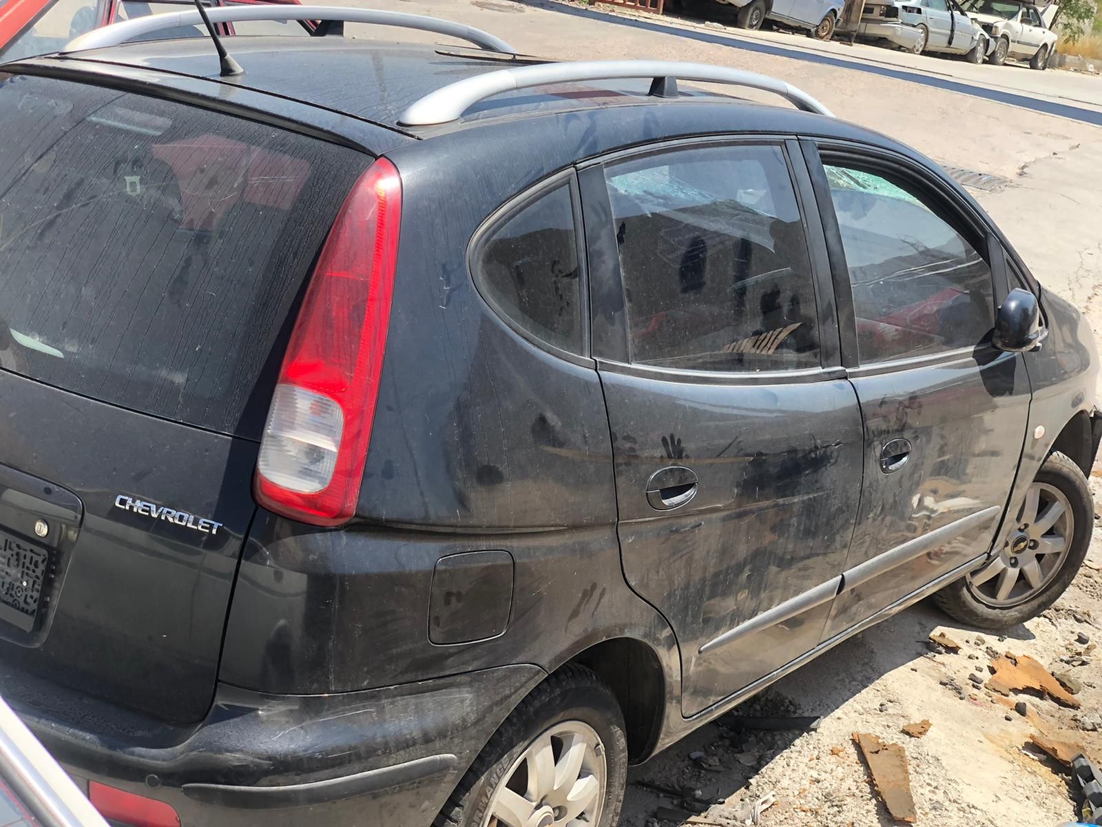 chevrolet-rezzo-cikma-orijinal-sag-arka-kapi Chevrolet Rezzo Çıkma Orijinal Sağ Arka Kapı
