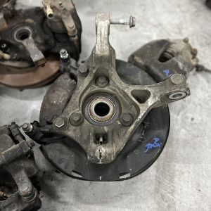 Opel Astra J Çıkma Taşıyıcı