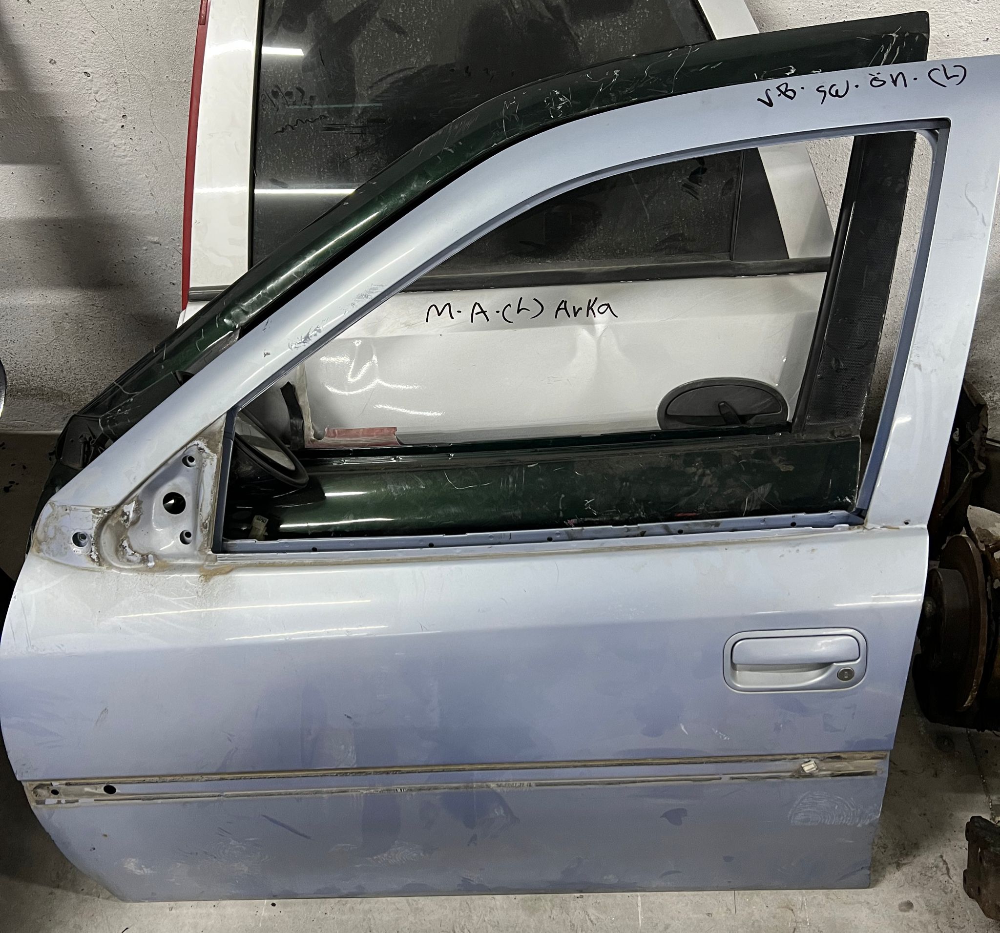 opel-vectra-b-cikma-sol-on-kapi Opel Vectra B Çıkma Sol Ön Kapı