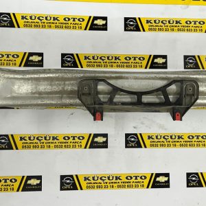 Opel Astra J Çıkma Arka Tampon Demiri