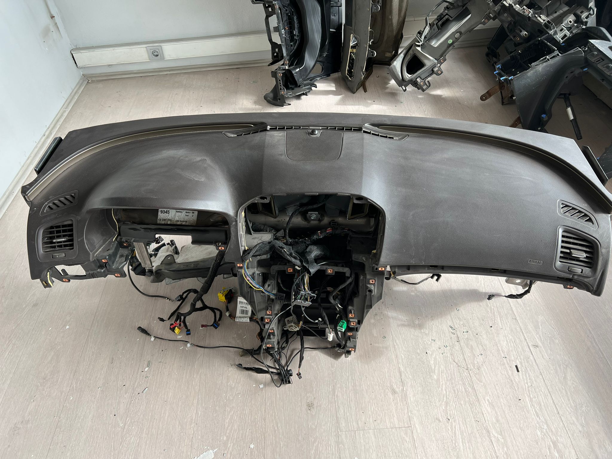 opel-insignia-cikma-kahverengi-gogus-takimi Opel İnsignia Çıkma Kahverengi Göğüs Takımı