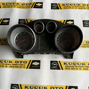 Opel İnsignia 1.6 Turbo Çıkma Orijinal Kilometre Saati